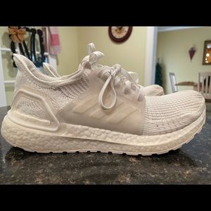 Adidas Ultra Boost, unisex, Triple White, size 8.5